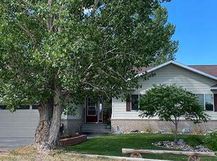 22 Charbonneau Dr, Riverton, WY 82501