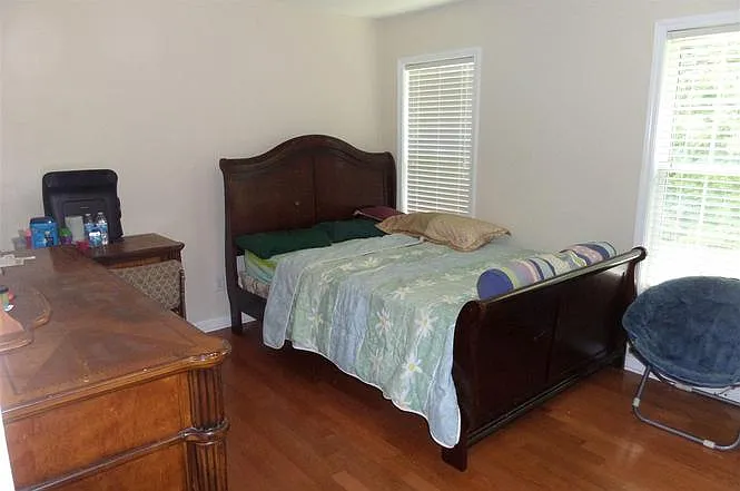 2033 Winston Diamond Ct — Photo 9