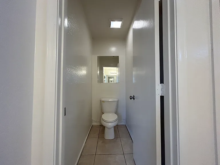 7028 S 46th Dr — Photo 27