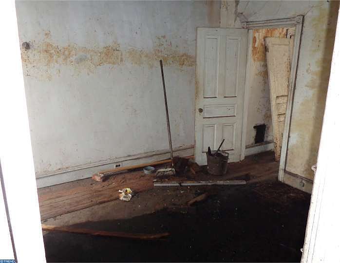 2nd image of 221 N Horton St