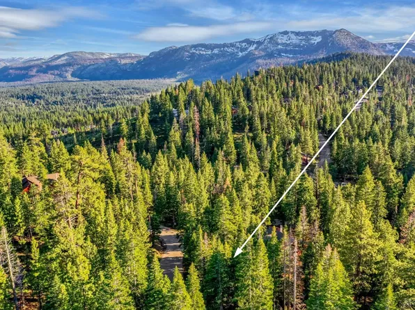 2320 Dundee Cir, South Lake Tahoe, CA 96150
