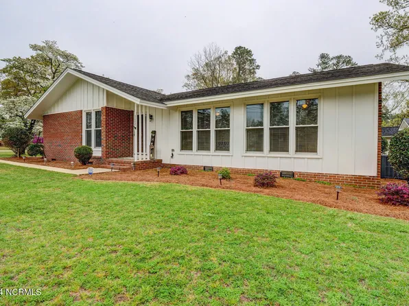 1112 Forest Drive, Whiteville, NC 28472