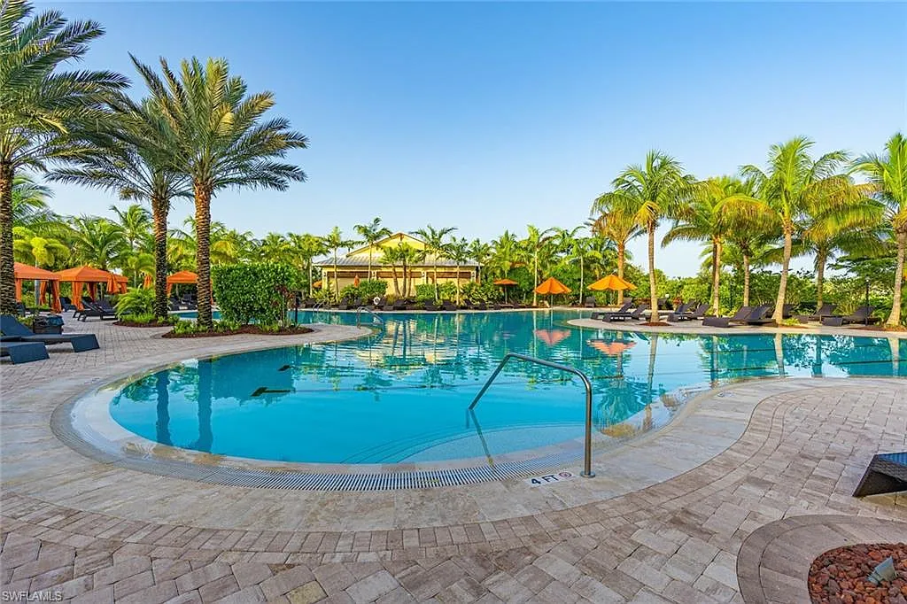 2 bed, 2.0 bath, 1632 sqft, $5,800 — Photo 4
