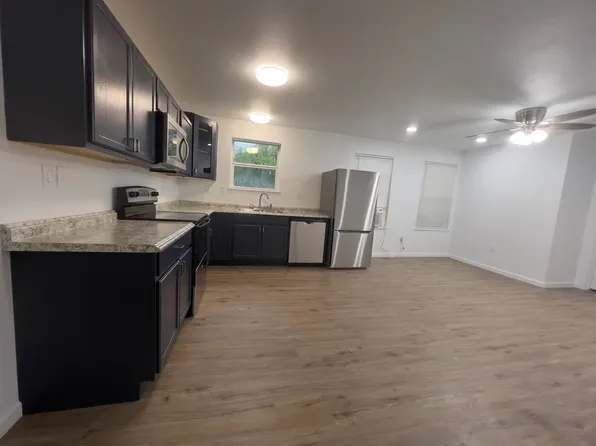 1312 Broadway St #Adu, Denton, TX 76201