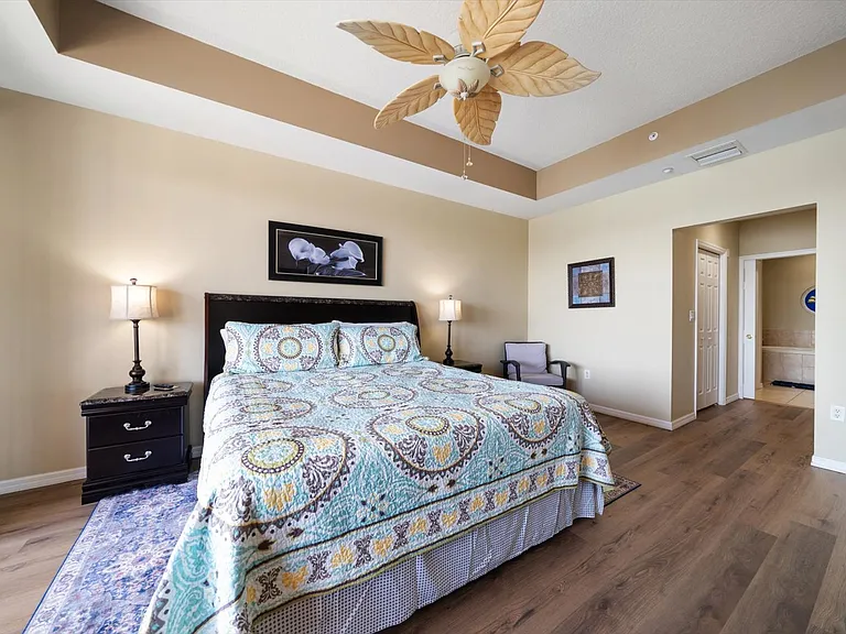 530 S Gulfview Blvd #401 — Photo 10