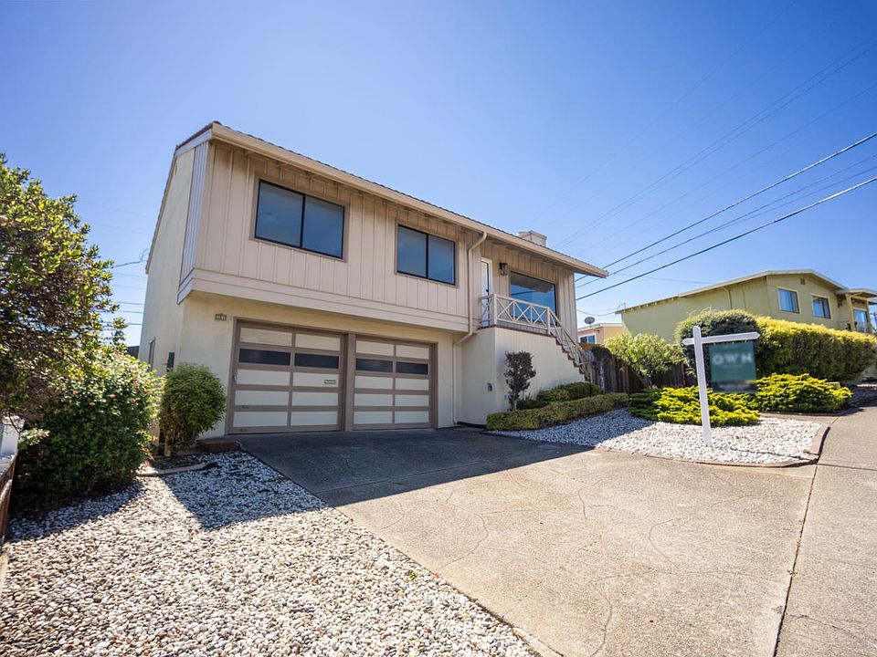 1st image of 383 Valencia Dr