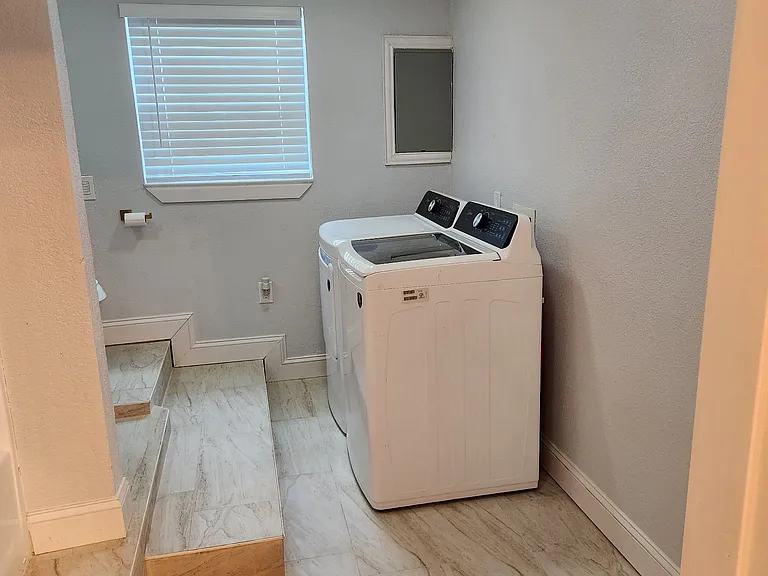 211 Althea Rd — Photo 8