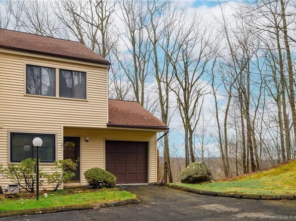 56 Idlewood #56, Bethel, CT 06801