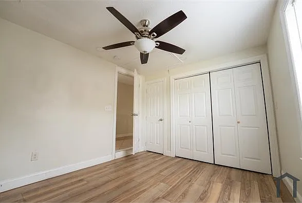 220 Armstrong St — Photo 14
