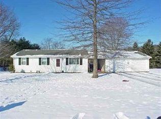 299 Arroyo Village Rd, New Cumberland, WV 26047