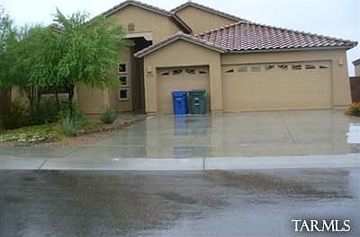 1st image of 9076 S Old Oak Ct