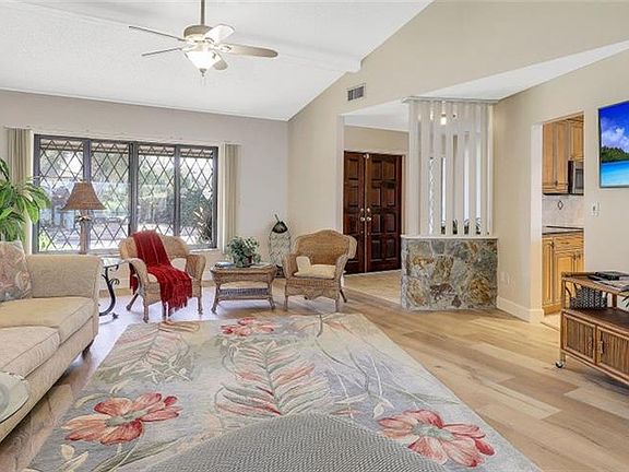 3rd image of 4908 Pelican Blvd
