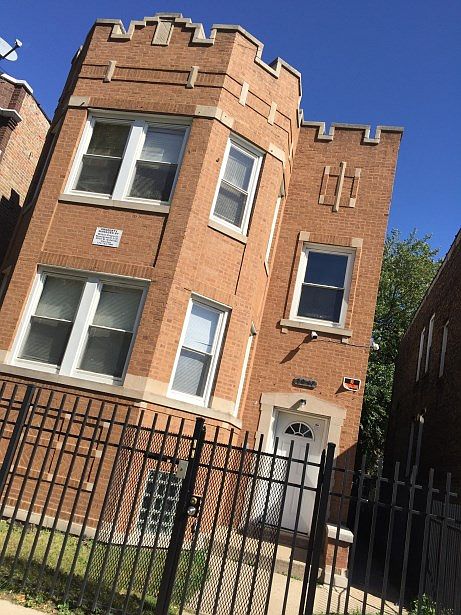 1st image of 7047 S Vernon Ave #1