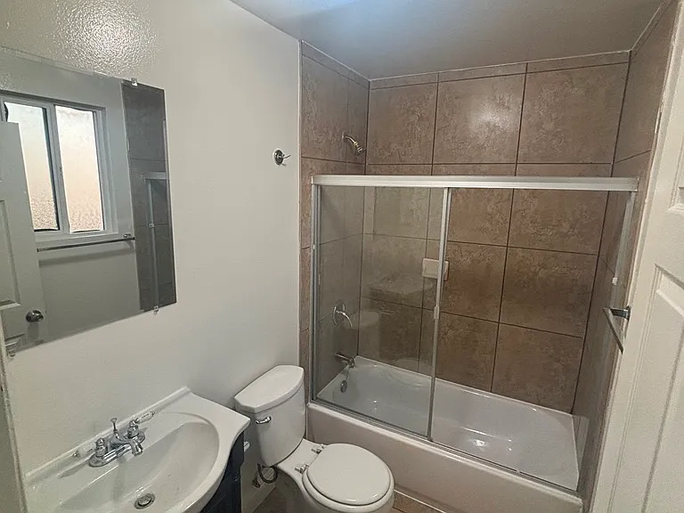 435 W 90th St — Photo 11