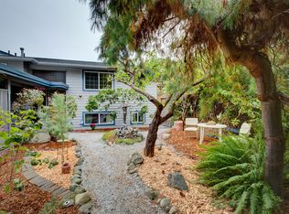 4308 SW 100th St, Seattle, WA 98136