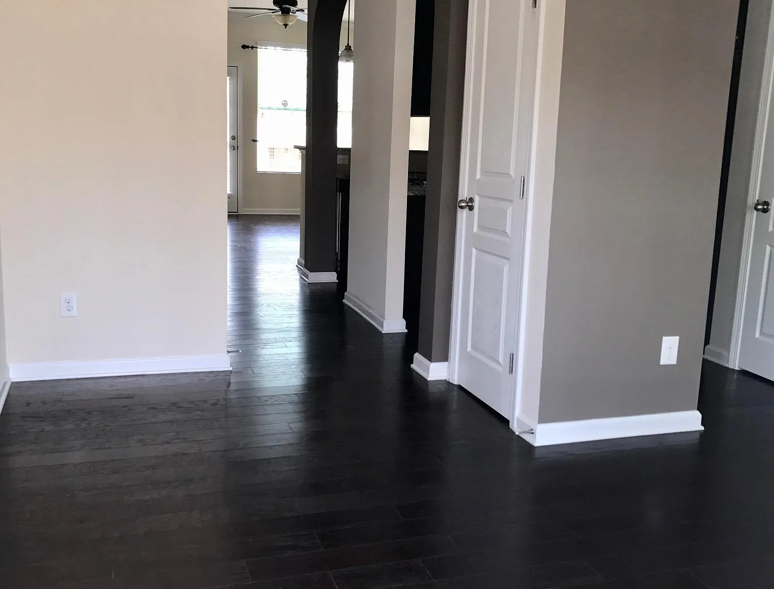 2 bed, 2.5 bath, 1400 sqft, $1,650 — Photo 4