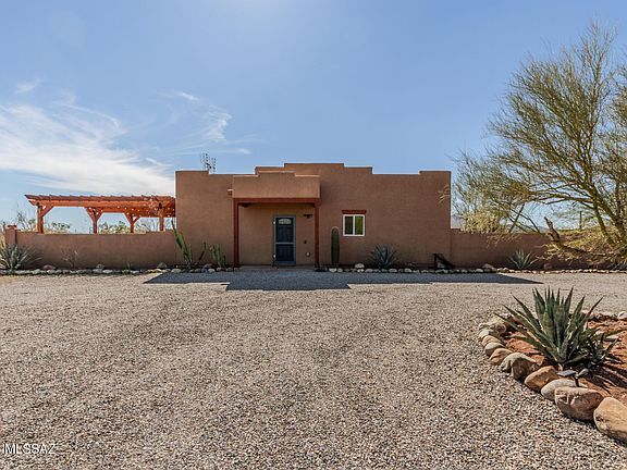 2nd image of 21151 W Mullins Ln