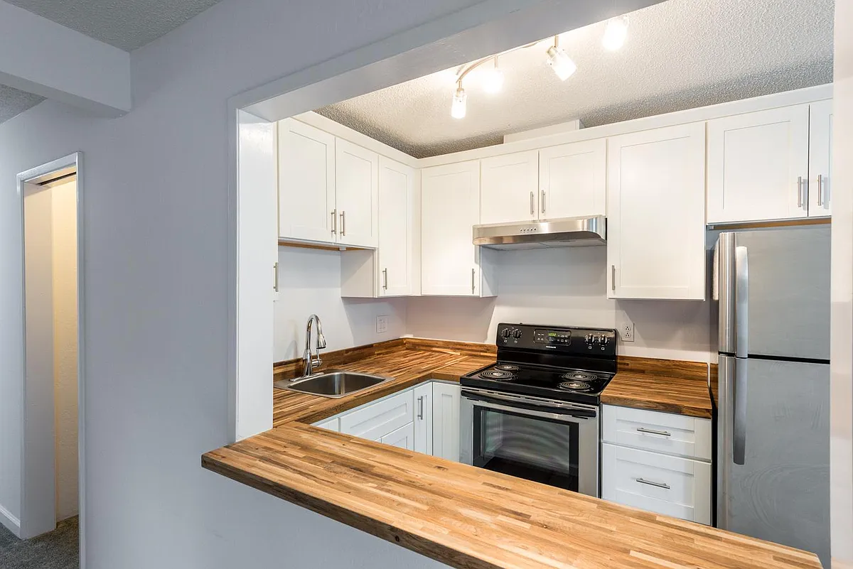 Building Photo - 21 Merrydale Rd #3