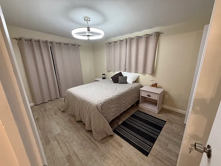 2821 E Presidio Rd — Photo 21
