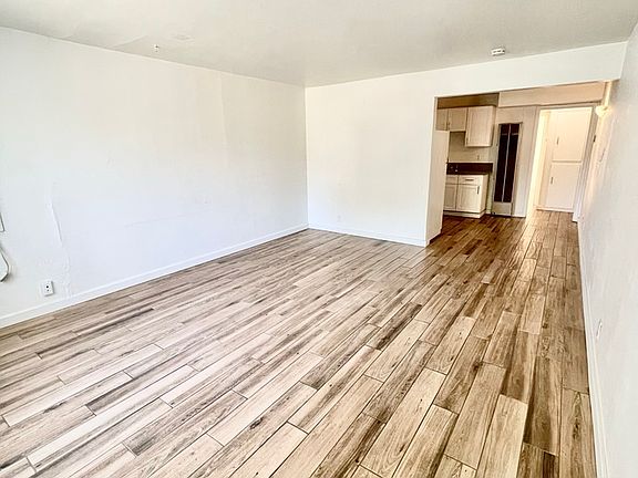 2nd image of 3018 4th Ave APT 2
