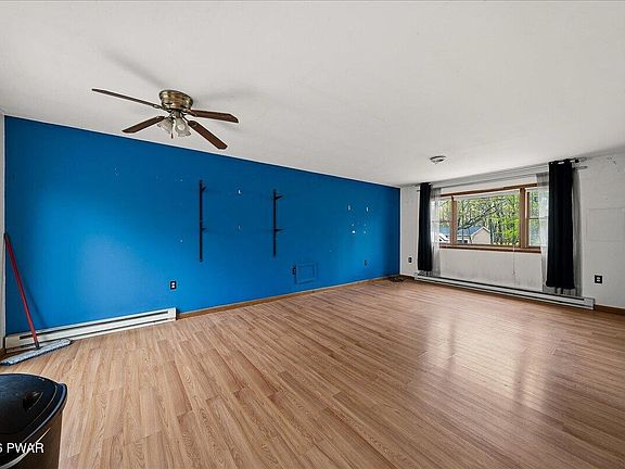 3rd image of 520 Hummingbird Ct