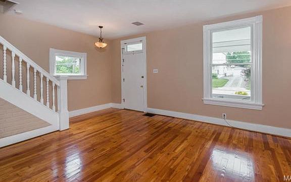 5th image of 3529 Cambridge Ave