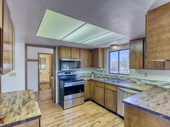 5th image of 1377 S McAllister Dr