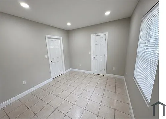 3 bed, 1200 sqft, $3,500 — Photo 4