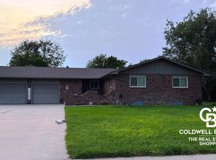 2707 Rock Rd, Garden City, KS 67846