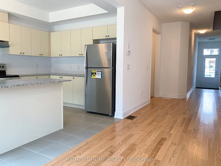 9 Mackenzie St — Photo 11