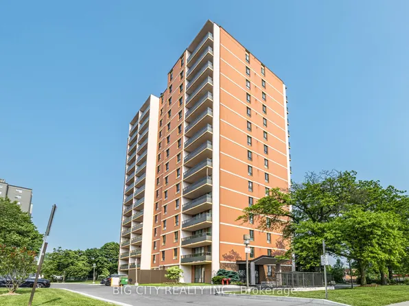 2721 Victoria Park Ave #1201, Toronto, ON M1T 3N6