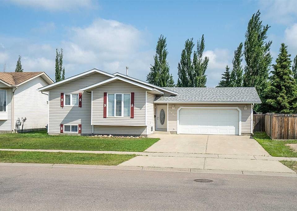 1st image of 6608 S 39th St