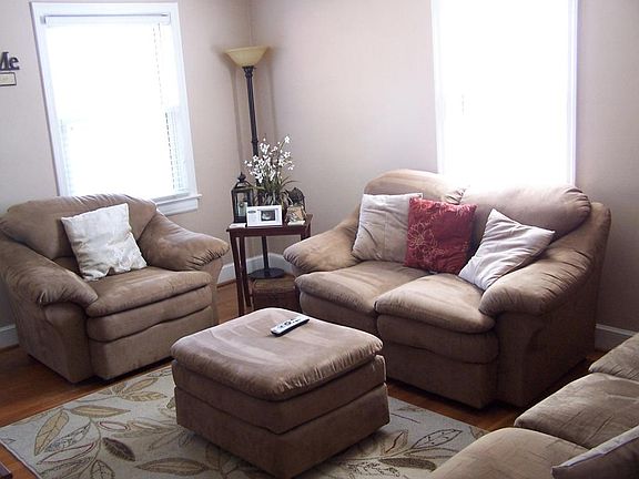 2nd image of 2404 Floraland Dr NW