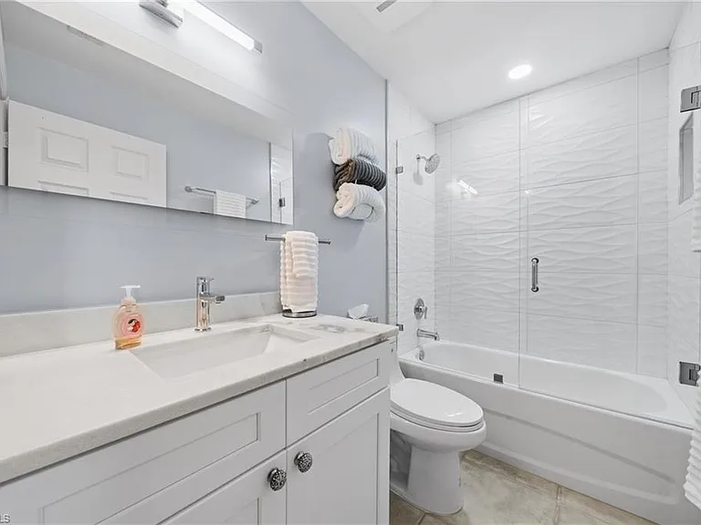 15393 Bellamar Cir #512 — Photo 11