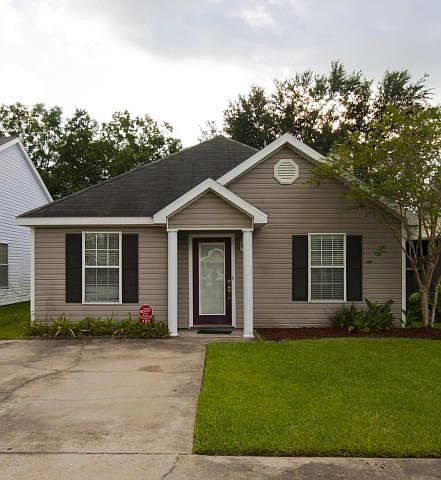 1st image of 104 Earline Dr