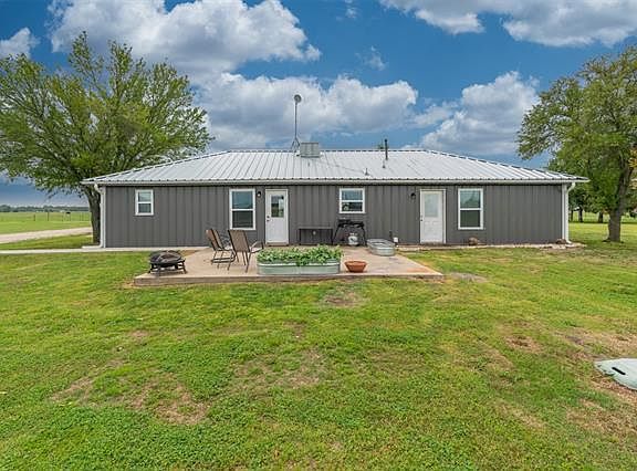 4th image of 822 Walden Ln