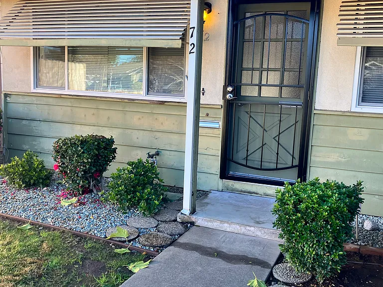 72 Plaza Way — Photo 19