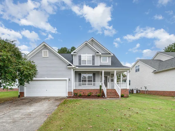 202 Governors House Dr, Morrisville, NC 27560