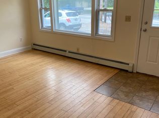 19 Buxton Rd APT A, Saco, ME 04072