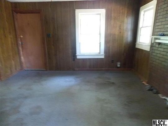 5th image of 124 Fairview Dr