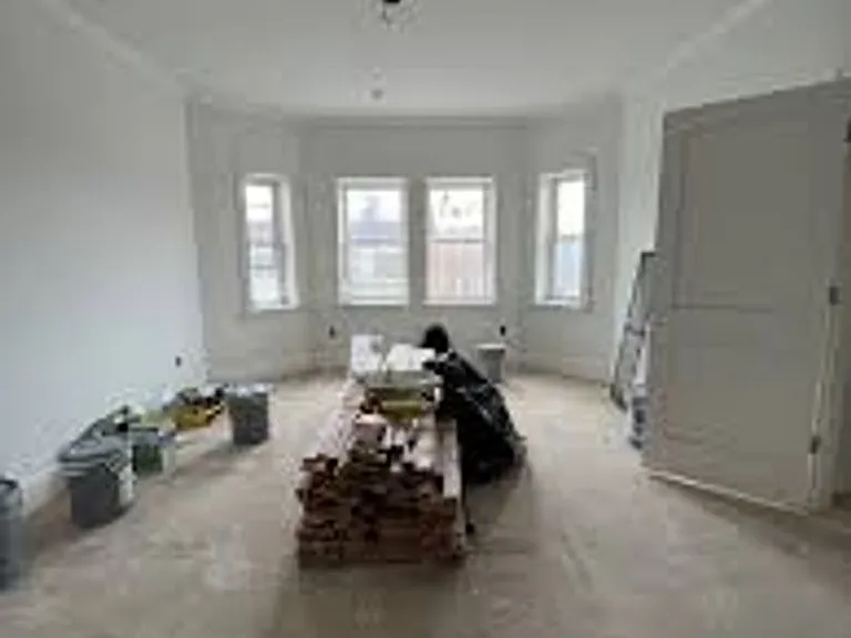 204 Harvard Ave #3 — Photo 2