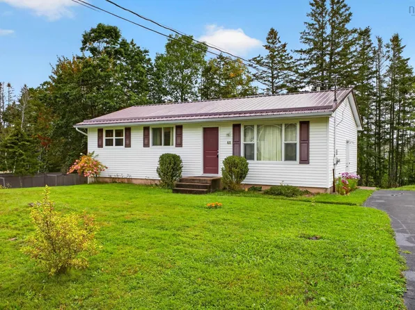 40 Woodside Dr, Hilden, NS B0N 1C0