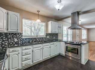 207 Varsity Cir, Arlington, TX 76013
