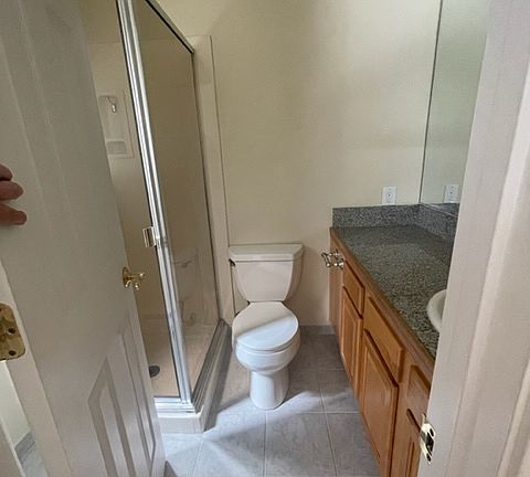 2nd image of 825 Southwood Blvd #11