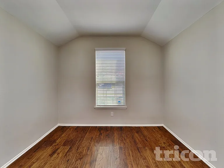 23319 Dukes Run Dr — Photo 4