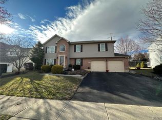 4551 Hoffman Dr, Whitehall, PA 18052