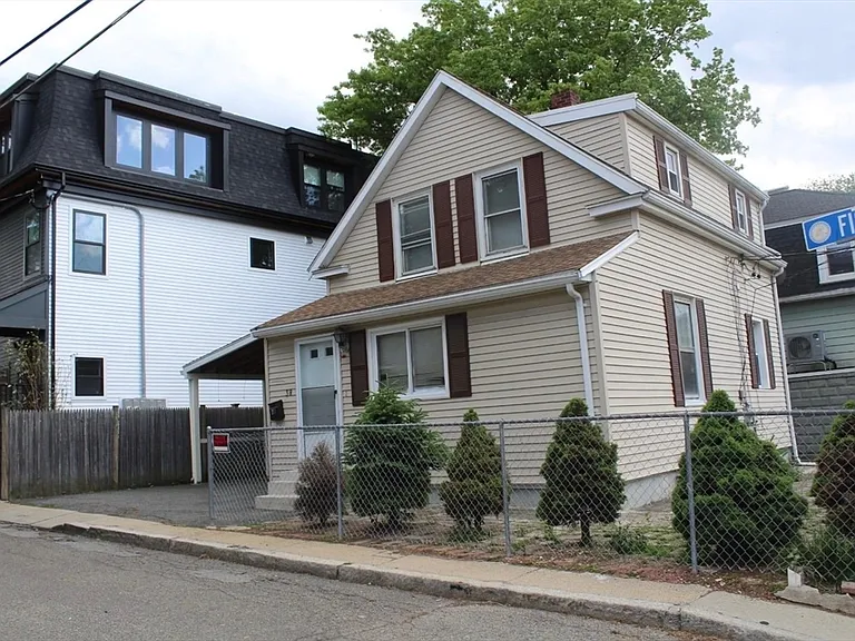 38 Fiske Ave #1 — Photo 2