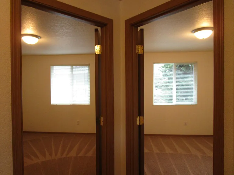 1116 Golf Club Rd SE — Photo 2