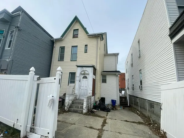 3765 Barnes Ave, Bronx, NY 10467