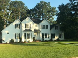 819 Vintage Dr, Florence, SC 29501